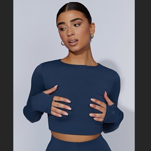 Meshki Tops - Estelle Long Sleeve Crop Top Midnight Navy
